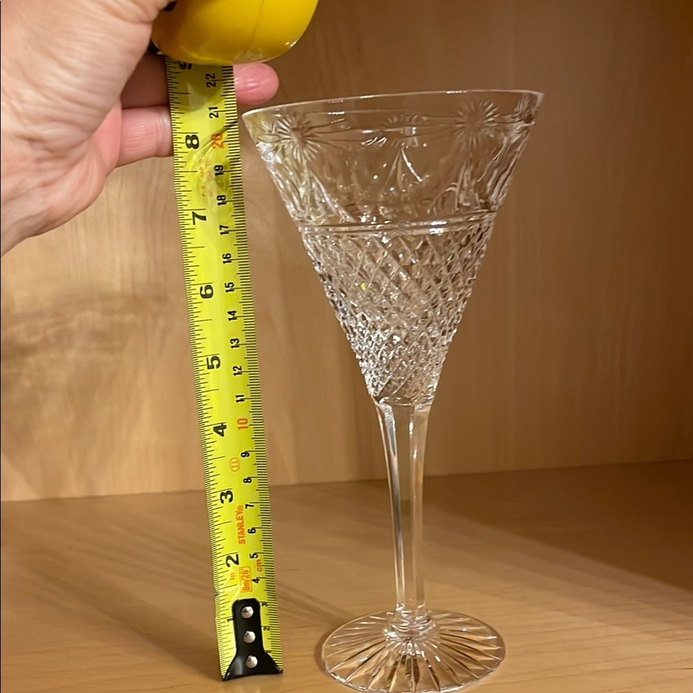 Rare Discontinued Beaconsfield Stuart Crystal wine glass8 1/8“